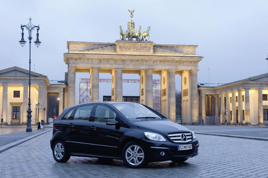  Mercedes-Benz B-Class 2009 года  (фото 2 из 86)
